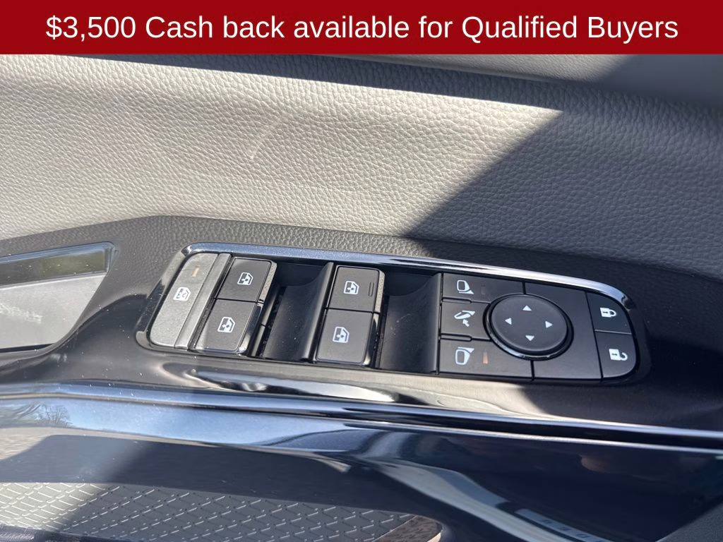 2026 Everest White Pearl Tricoat Nissan Pathfinder Platinum FWD SUV