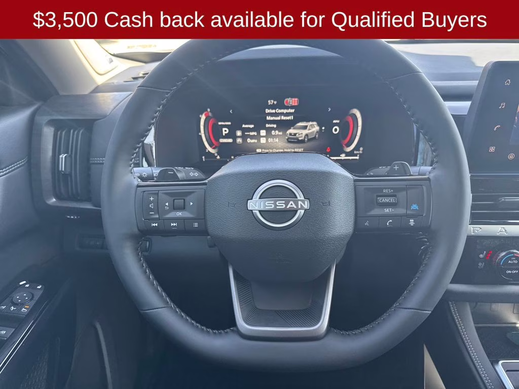 2026 Everest White Pearl Tricoat Nissan Pathfinder Platinum FWD SUV