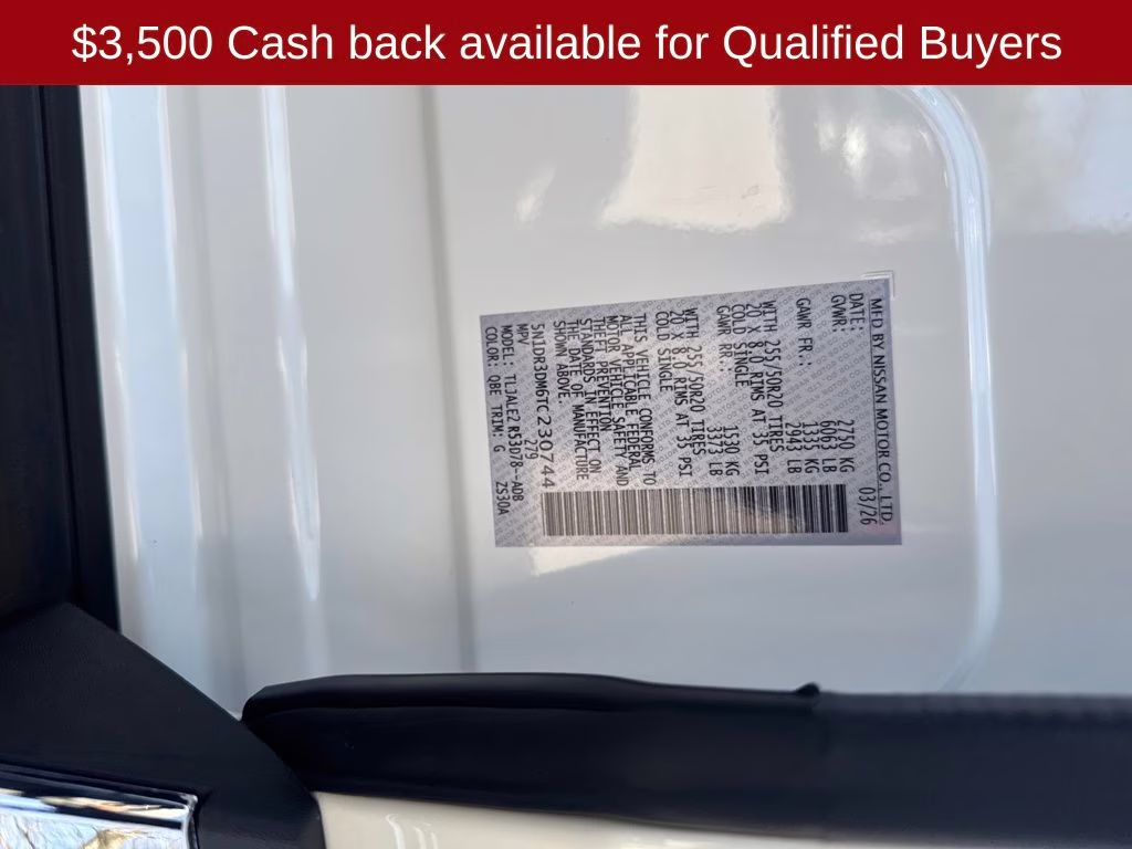 2026 Everest White Pearl Tricoat Nissan Pathfinder Platinum FWD SUV