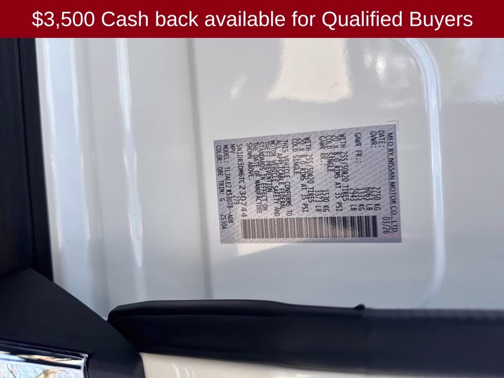 2026 Everest White Pearl Tricoat Nissan Pathfinder Platinum FWD SUV