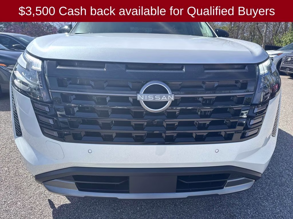 2026 Everest White Pearl Tricoat Nissan Pathfinder Platinum FWD SUV