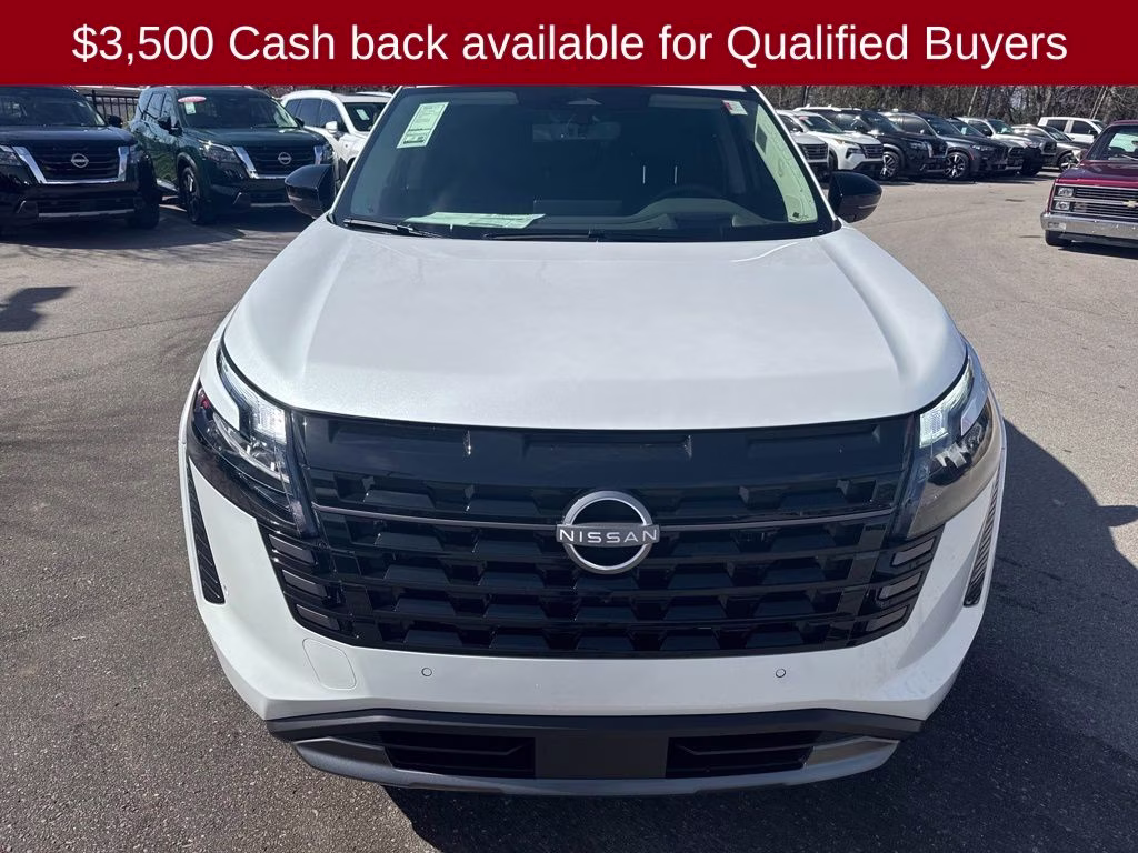 2026 Everest White Pearl Tricoat Nissan Pathfinder Platinum FWD SUV
