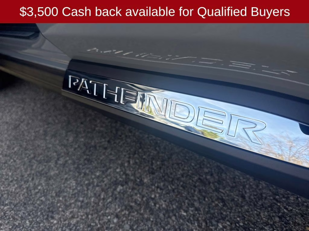 2026 Boulder Gray Pearl Nissan Pathfinder Platinum FWD SUV