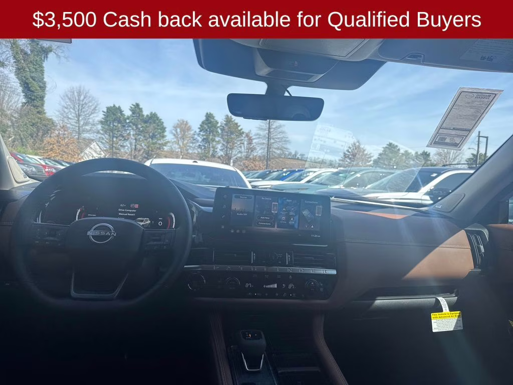 2026 Boulder Gray Pearl Nissan Pathfinder Platinum FWD SUV