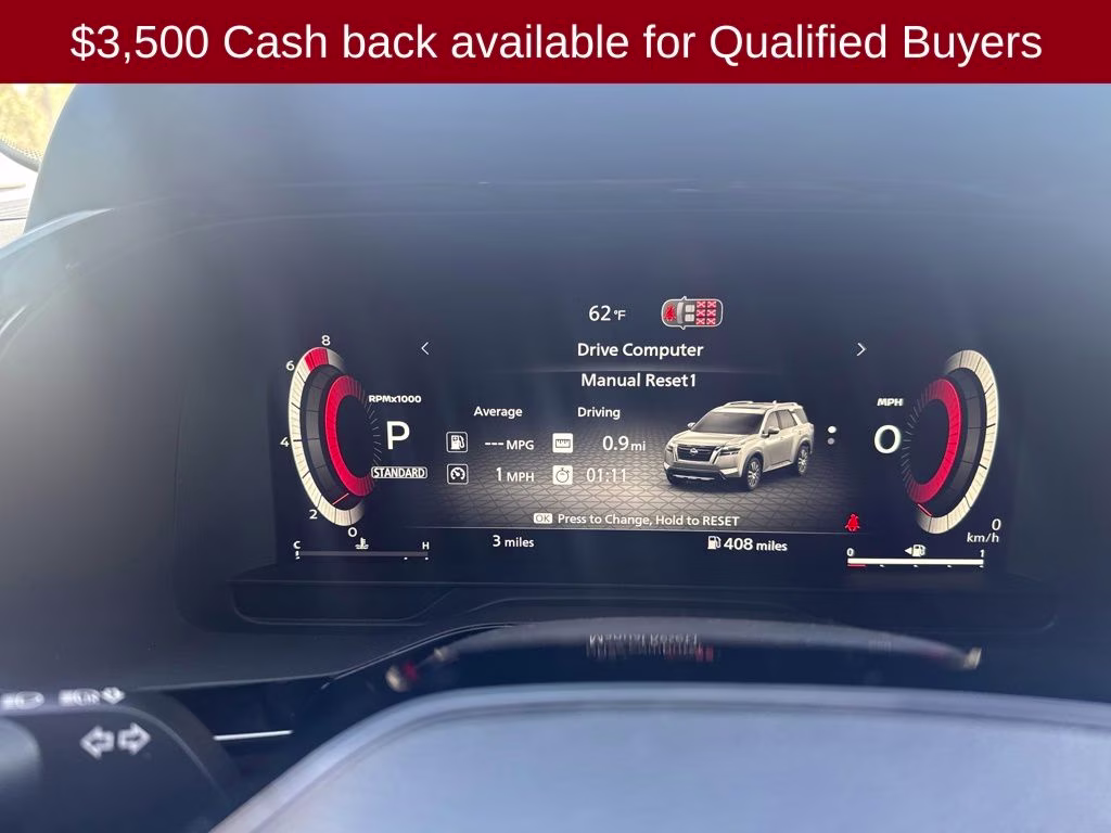 2026 Boulder Gray Pearl Nissan Pathfinder Platinum FWD SUV