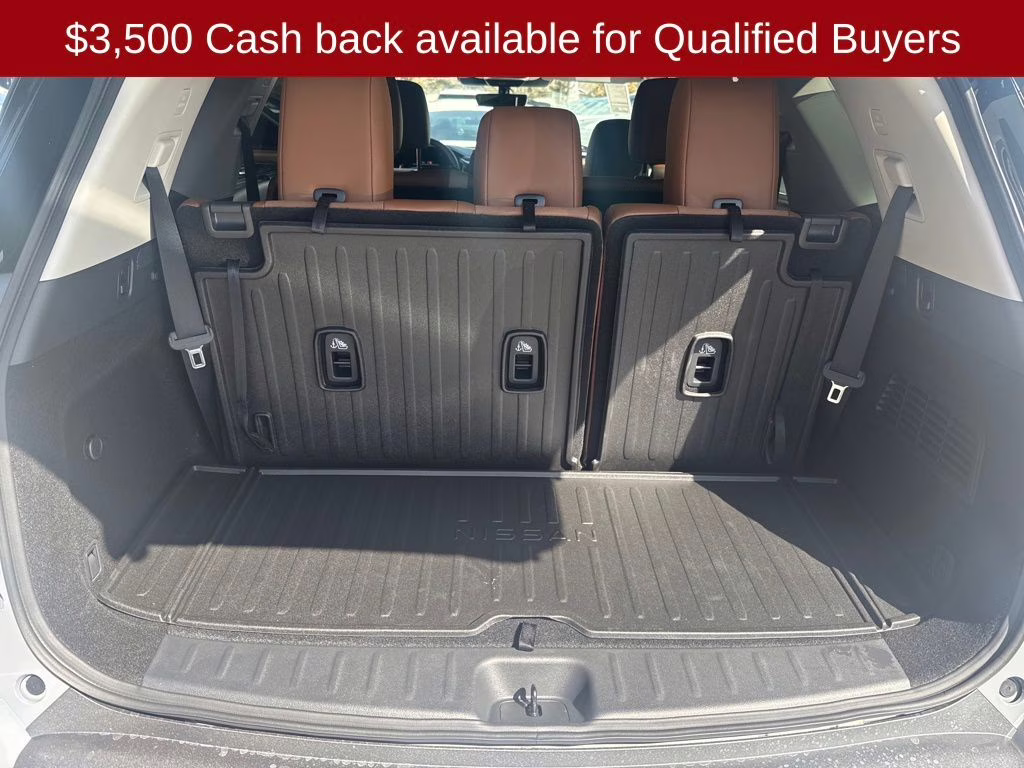 2026 Boulder Gray Pearl Nissan Pathfinder Platinum FWD SUV