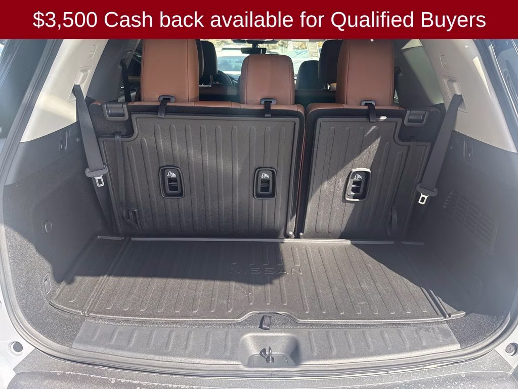 2026 Boulder Gray Pearl Nissan Pathfinder Platinum FWD SUV
