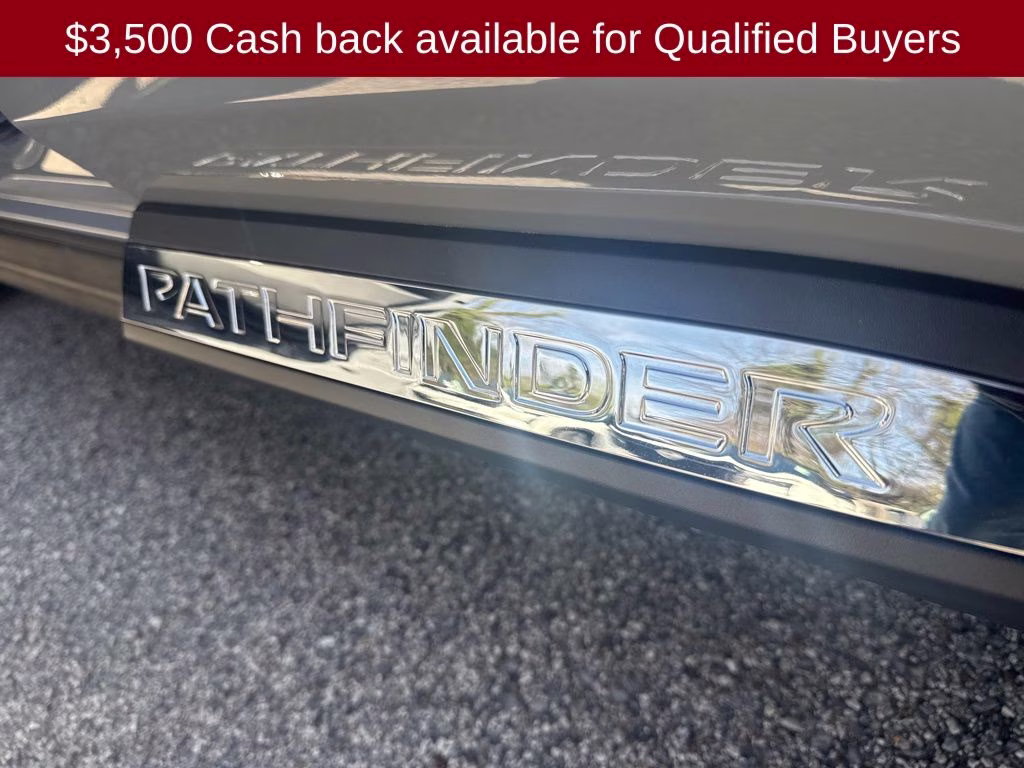2026 Boulder Gray Pearl Nissan Pathfinder Platinum FWD SUV