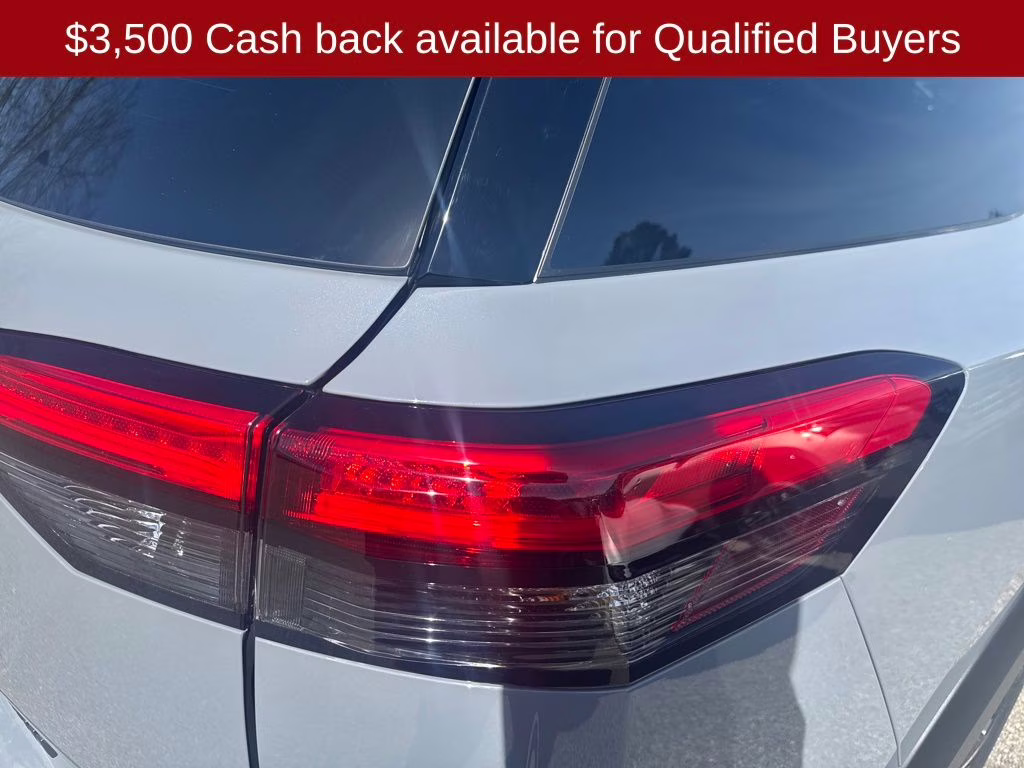 2026 Boulder Gray Pearl Nissan Pathfinder Platinum FWD SUV