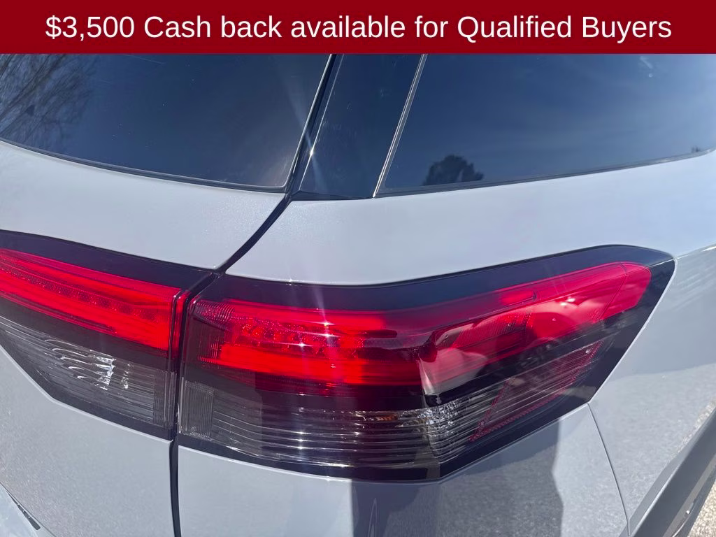 2026 Boulder Gray Pearl Nissan Pathfinder Platinum FWD SUV