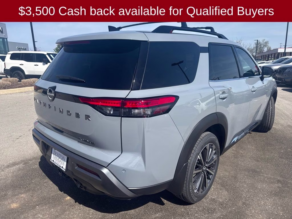 2026 Boulder Gray Pearl Nissan Pathfinder Platinum FWD SUV
