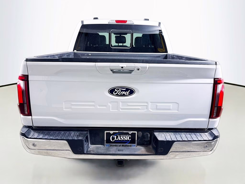 2024 Oxford White Ford F-150 Lariat 4X4 Truck