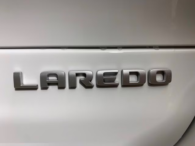 2026 Bright White Clearcoat Jeep Grand Cherokee L Laredo X 4X4 SUV