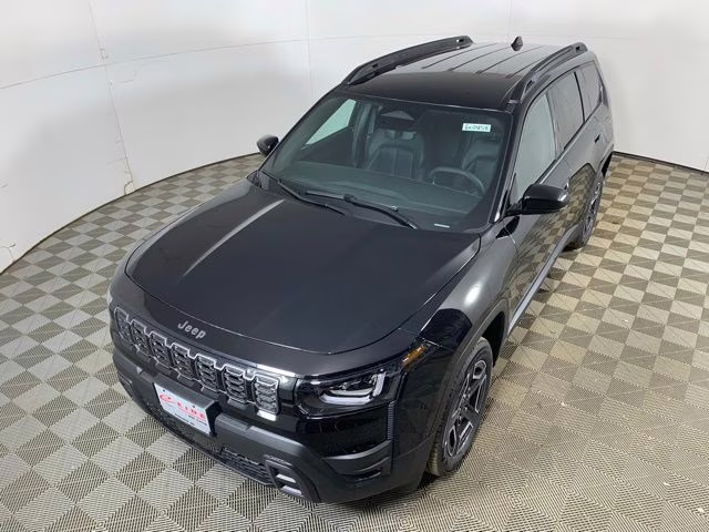 2026 Diamond Black Crystal Pearlcoat Jeep Cherokee Limited 4X4 SUV