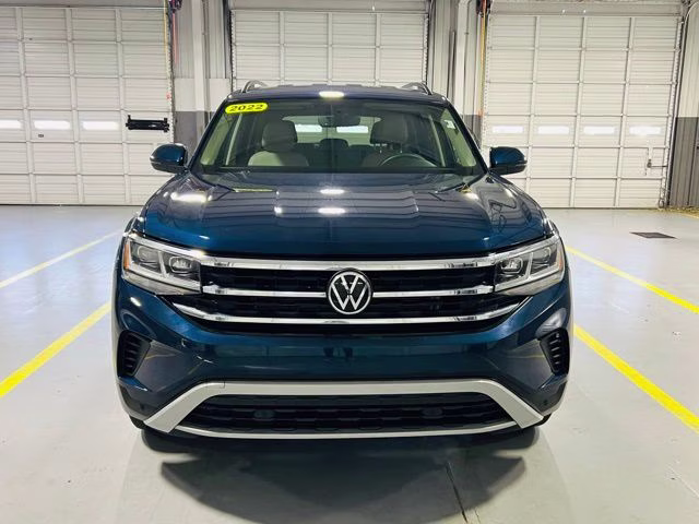 2022 Blue Volkswagen Atlas 3.6L V6 SE w/Technology AWD SUV