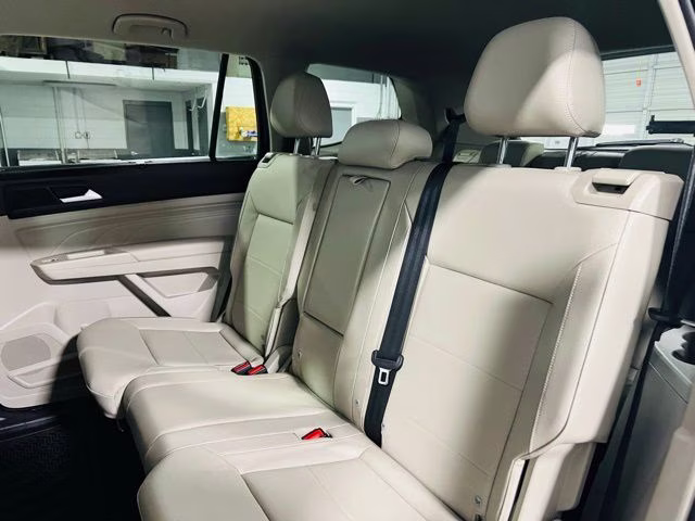 2022 Blue Volkswagen Atlas 3.6L V6 SE w/Technology AWD SUV