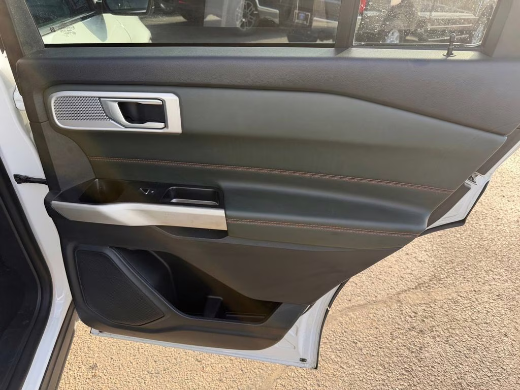 2022 White Metallic Ford Explorer Timberline 4X4 SUV