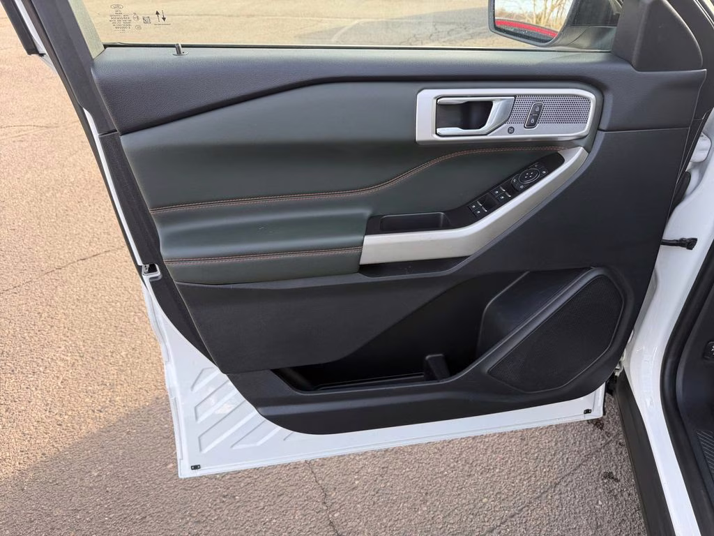 2022 White Metallic Ford Explorer Timberline 4X4 SUV