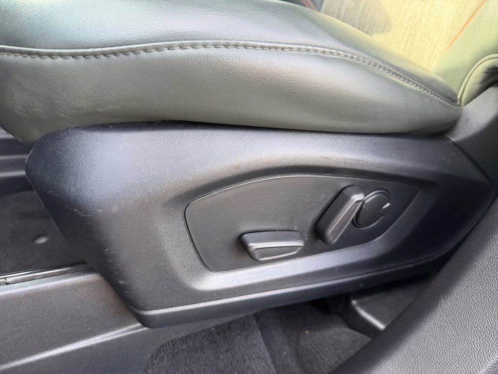 2022 White Metallic Ford Explorer Timberline 4X4 SUV