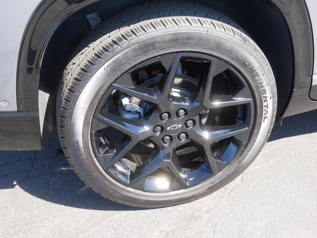 2025 Gray Chevrolet Traverse RS AWD SUV