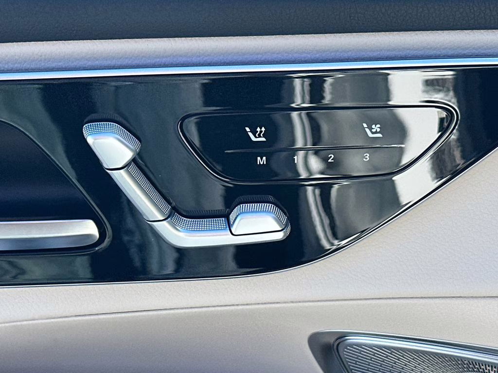 2026 105/149white Mercedes-Benz GLC GLC 300 AWD SUV