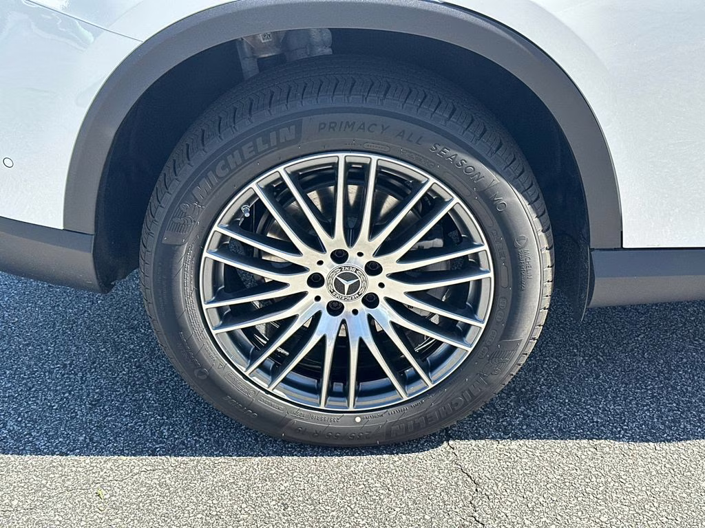 2026 105/149white Mercedes-Benz GLC GLC 300 AWD SUV