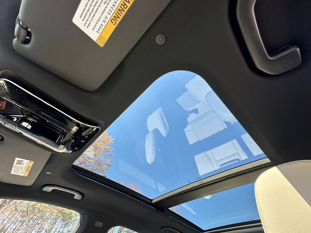 2026 105/149white Mercedes-Benz GLC GLC 300 AWD SUV