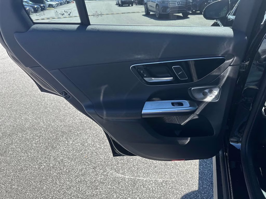 2026 101/040black Mercedes-Benz GLC GLC 300 AWD SUV