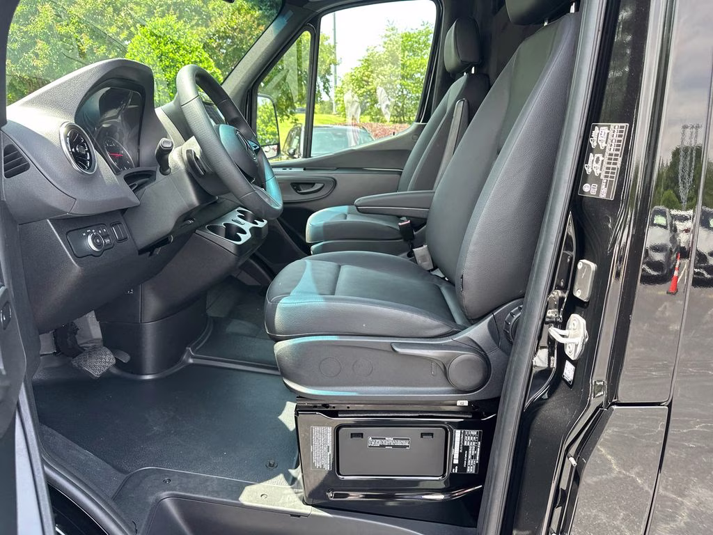 2026 Obsidian Mercedes-Benz Sprinter 3500XD Cargo 170 WB RWD Van