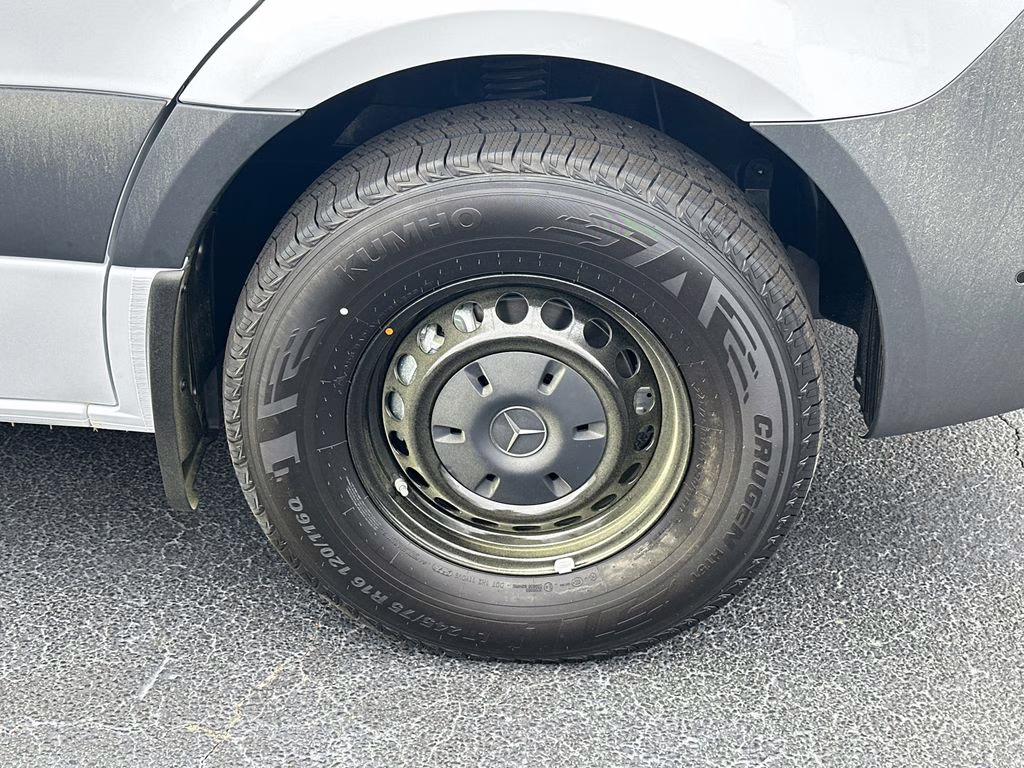 2026 Arctic Mercedes-Benz Sprinter 2500 Cargo 170 WB RWD Van