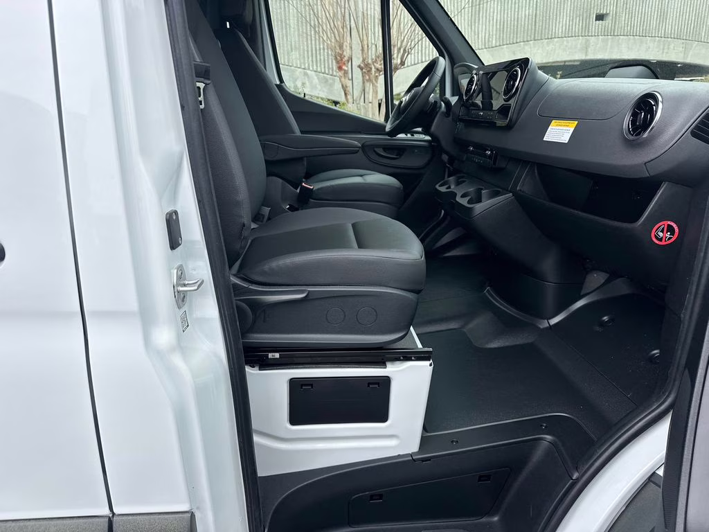 2026 Arctic Mercedes-Benz Sprinter 2500 Cargo 170 WB RWD Van