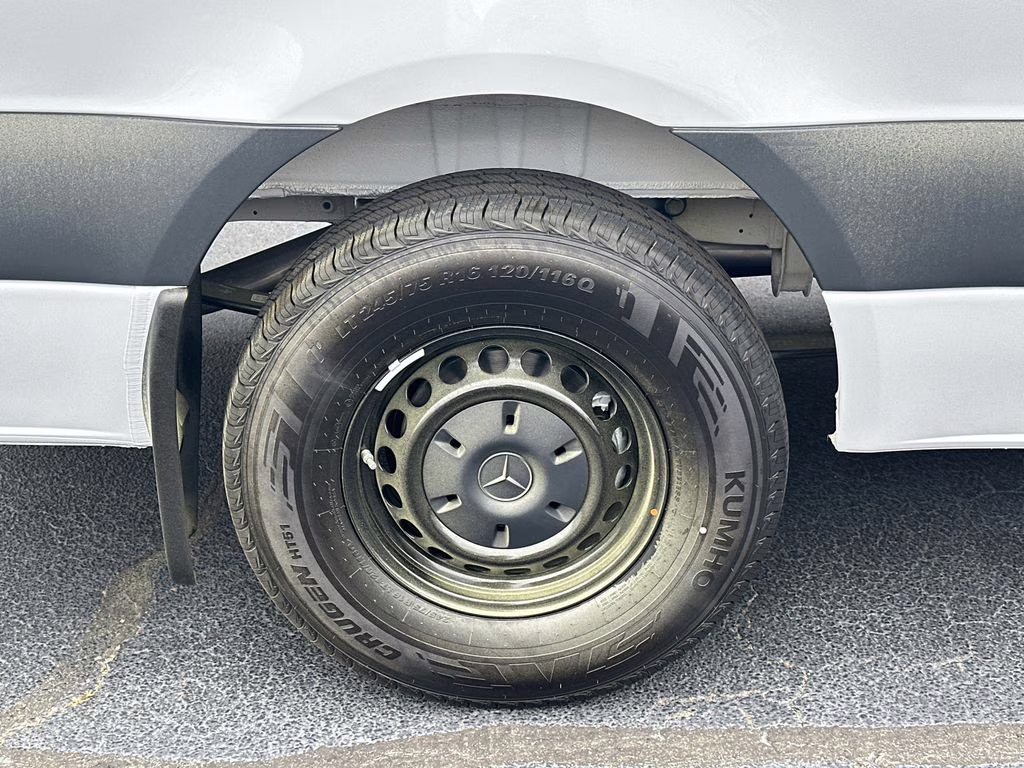 2026 Arctic Mercedes-Benz Sprinter 2500 Cargo 170 WB RWD Van