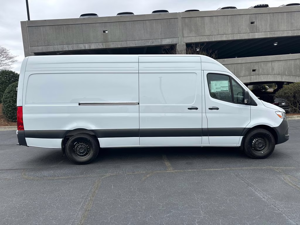 2026 Arctic Mercedes-Benz Sprinter 2500 Cargo 170 WB RWD Van