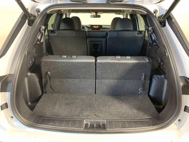 2024 White Diamond Mitsubishi Outlander SE AWD SUV