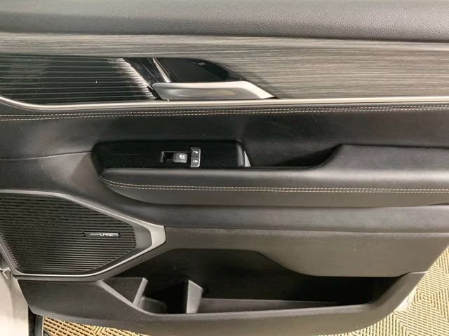 2024 Bright White Clearcoat Jeep Wagoneer Series II 4X4 SUV