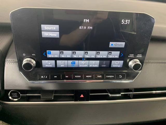 2024 White Diamond Mitsubishi Outlander SE AWD SUV