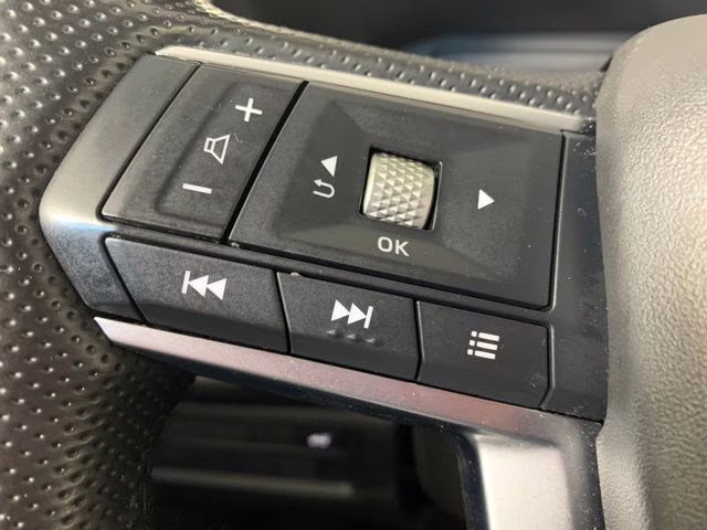 2024 White Diamond Mitsubishi Outlander SE AWD SUV