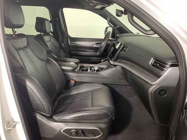 2024 Bright White Clearcoat Jeep Wagoneer Series II 4X4 SUV