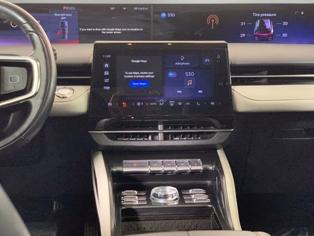 2024 White Platinum Metallic Tri-Coat Lincoln Nautilus Reserve AWD SUV