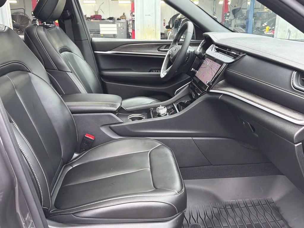 2026 Baltic Gray Metallic Clearcoat Jeep Grand Cherokee L Limited 4X4 SUV