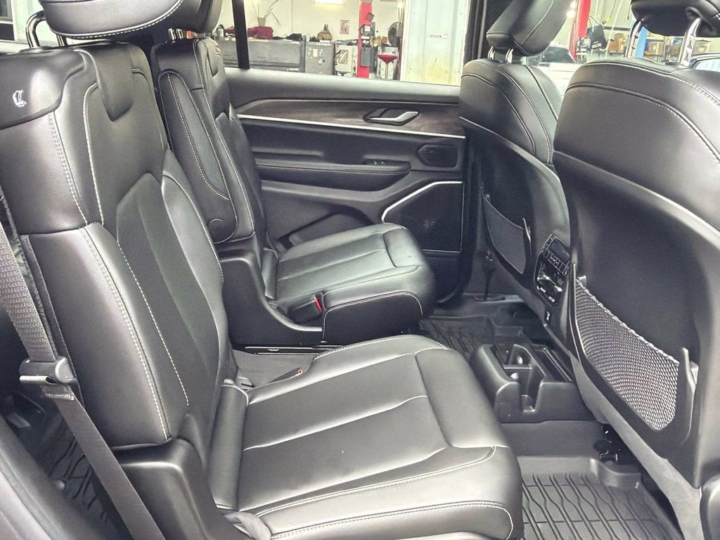 2026 Baltic Gray Metallic Clearcoat Jeep Grand Cherokee L Limited 4X4 SUV