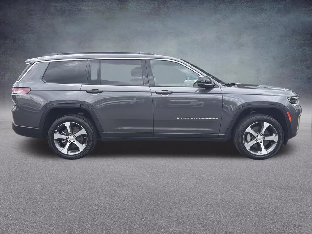 2026 Baltic Gray Metallic Clearcoat Jeep Grand Cherokee L Limited 4X4 SUV