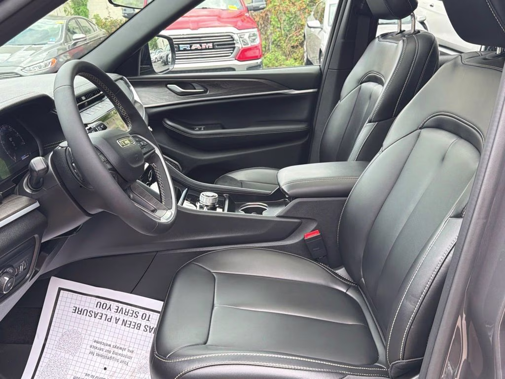 2026 Baltic Gray Metallic Clearcoat Jeep Grand Cherokee L Limited 4X4 SUV