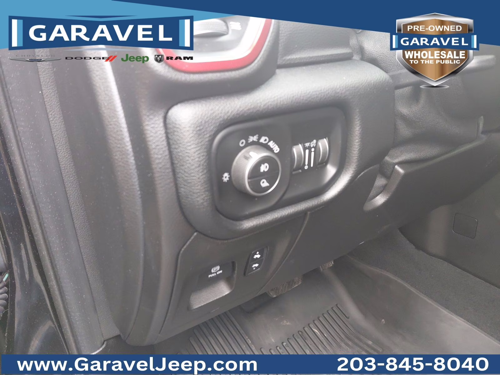 2019 Diamond Black Crystal Pearlcoat Ram 1500 Rebel 4X4 Truck