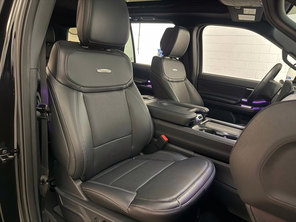 2026 Agate Black Metallic Ford Expedition Platinum 4X4 SUV