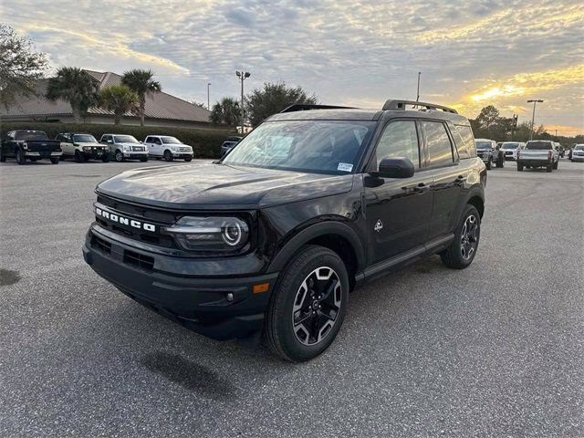 2024 Shadow Black Ford Bronco Sport Outer Banks 4X4 SUV