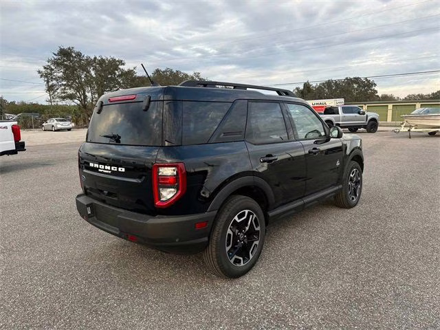 2024 Shadow Black Ford Bronco Sport Outer Banks 4X4 SUV