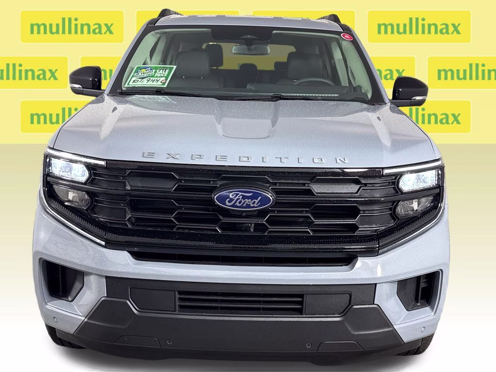 2026 Glacier Gray Metallic Tri-Coat Ford Expedition Active RWD SUV
