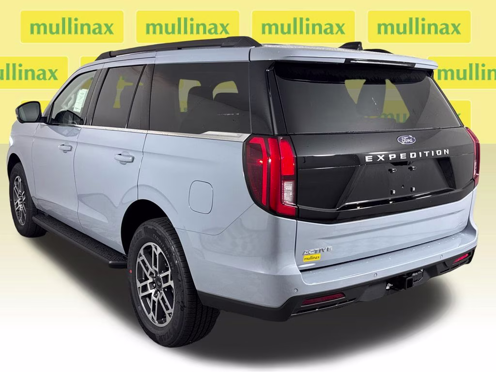2026 Glacier Gray Metallic Tri-Coat Ford Expedition Active RWD SUV