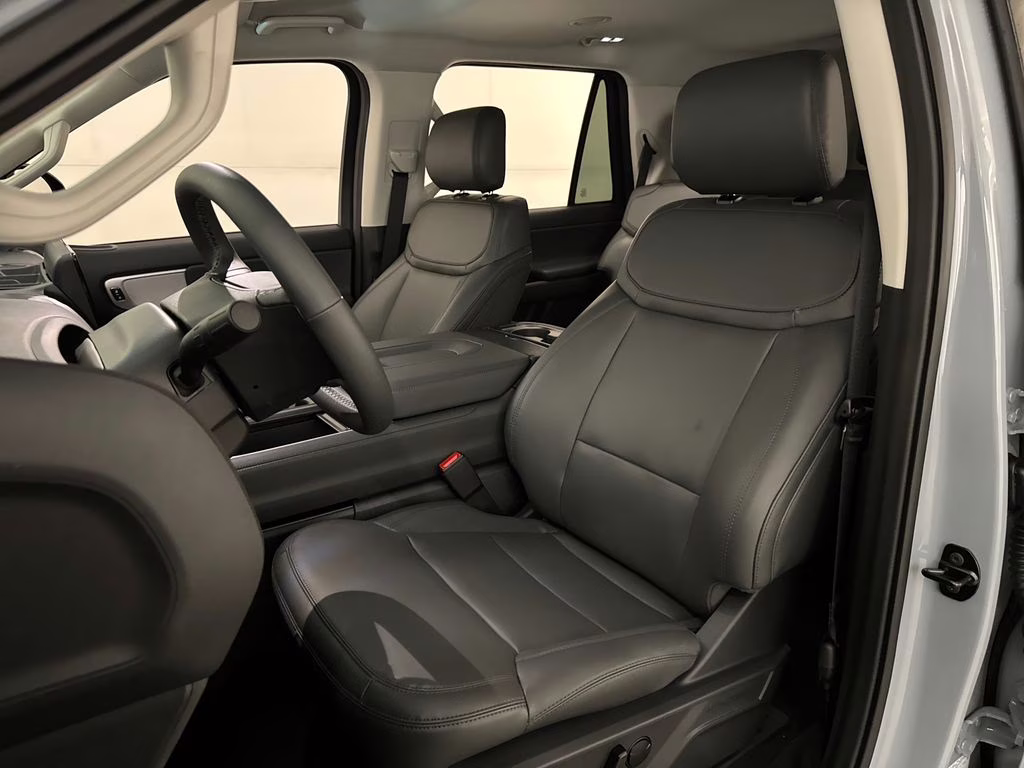 2026 Glacier Gray Metallic Tri-Coat Ford Expedition Active RWD SUV